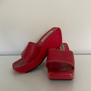 Vintage Italian platform sandals